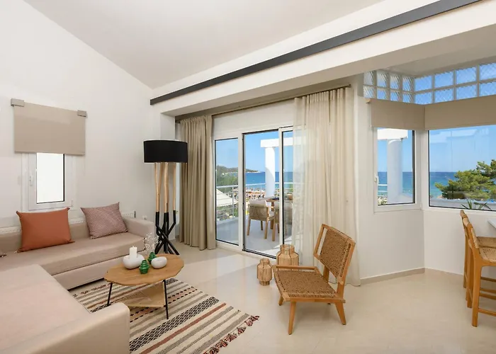 Litus Aureum خْريسيا أموذيا